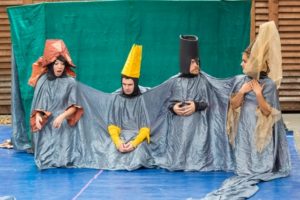 ember tenyerében_simorag_foto_Molnár_Csongor